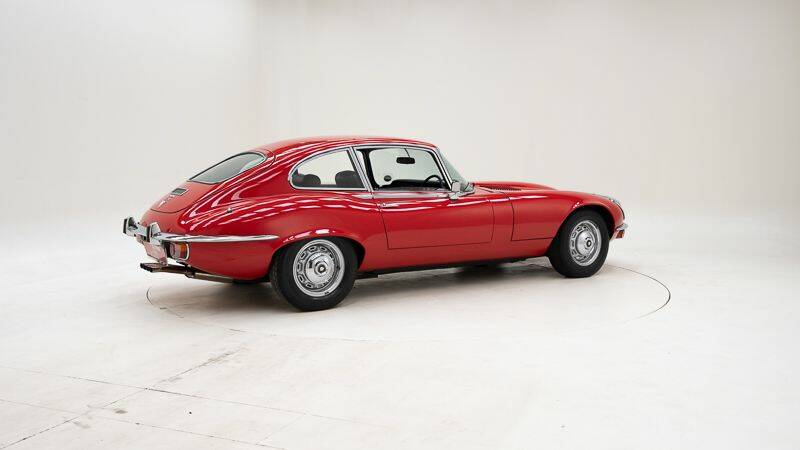 Bild 2/15 von Jaguar E-Type V12 (2+2) (1972)