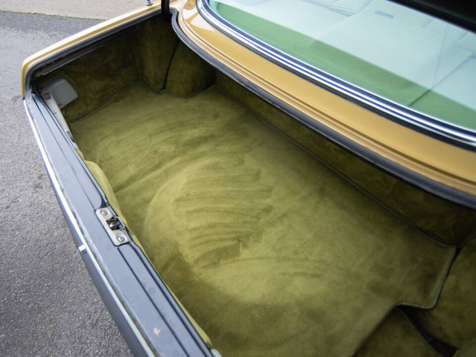 Bild 20/29 von Mercedes-Benz 450 SLC (1978)