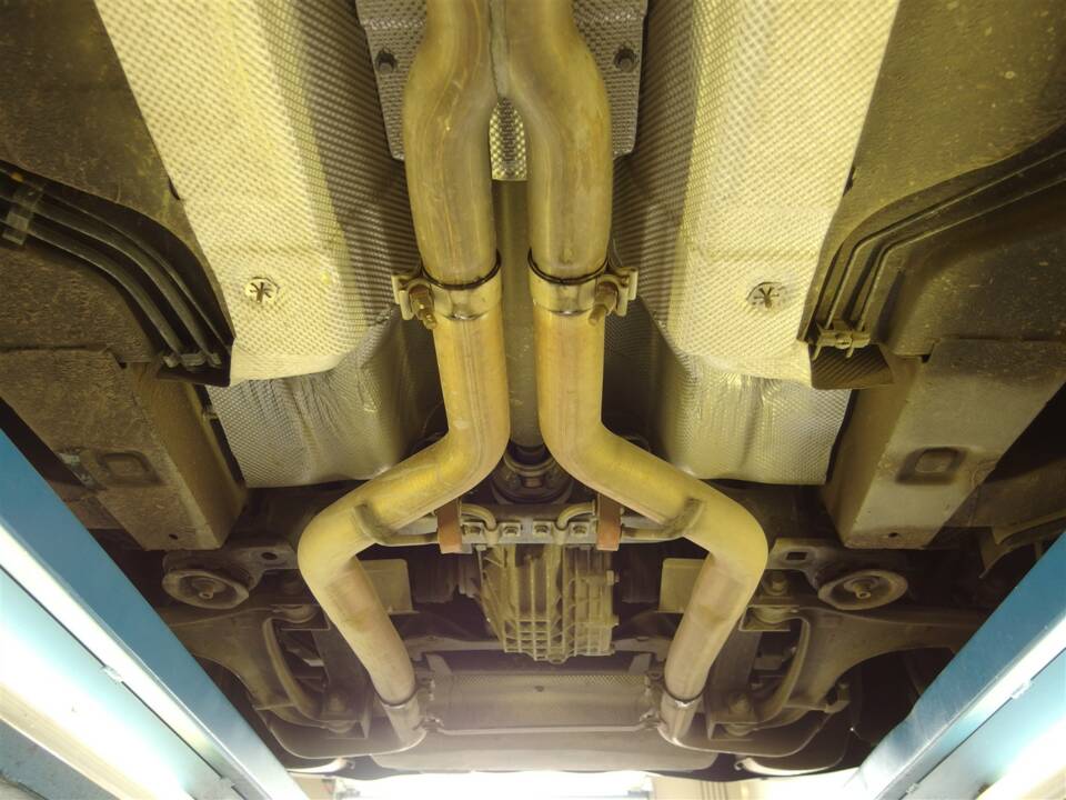 Afbeelding 98/100 van Maserati GranTurismo S (2010)