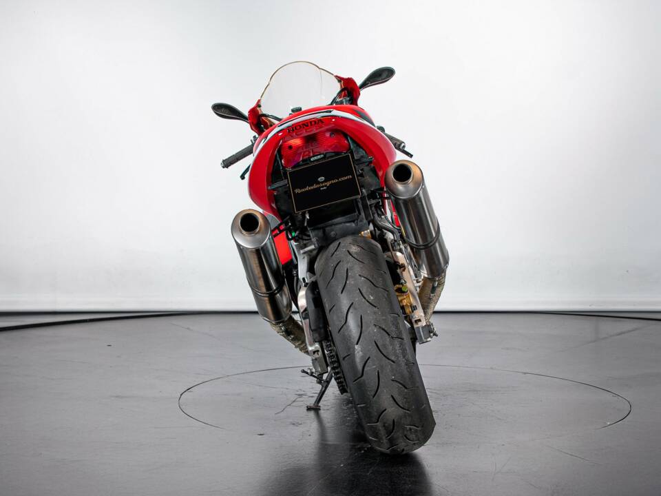 Image 3/34 of Honda DUMMY (2002)