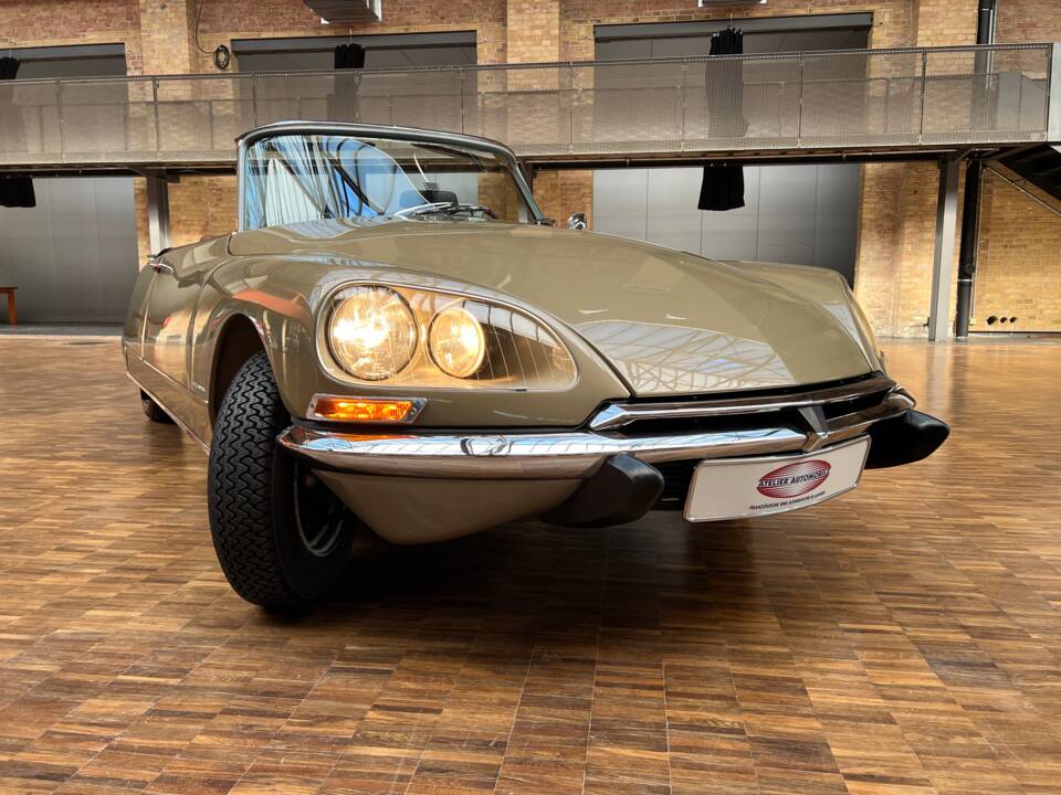 Imagen 13/31 de Citroën DS 21 Usine (1970)