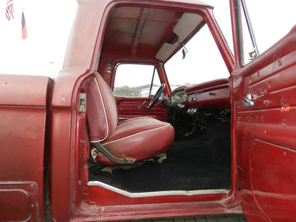 Image 73/74 de Ford F-100 Styleside (1966)