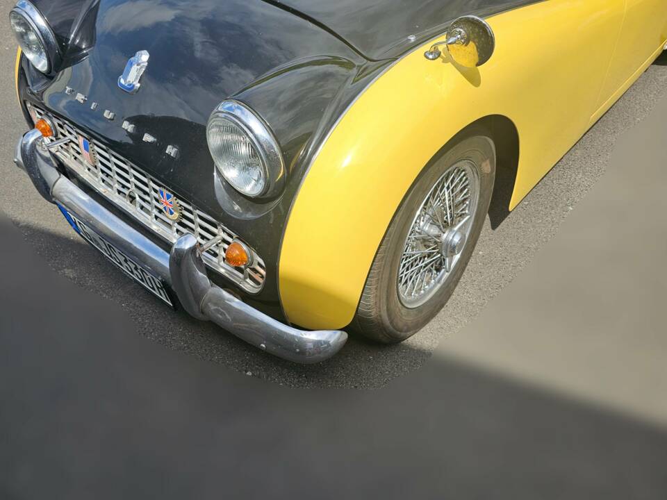 Image 3/12 of Triumph TR 3A (1961)