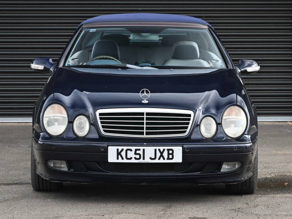 Image 6/50 of Mercedes-Benz CLK 230 Kompressor (2002)