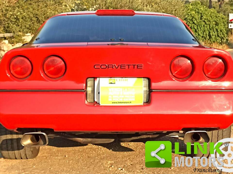 Bild 5/10 von Chevrolet Corvette Convertible (1990)