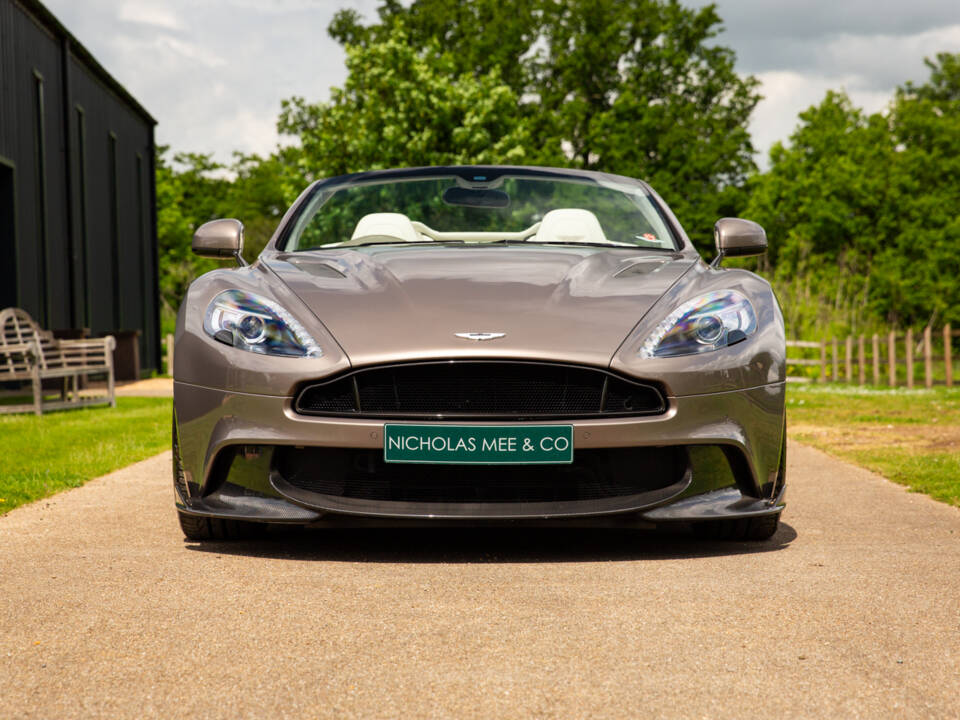 Image 10/97 of Aston Martin Vanquish S Volante (2018)