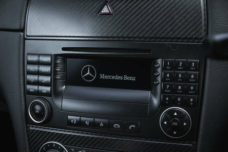 Image 40/50 of Mercedes-Benz CLK DTM AMG (2004)
