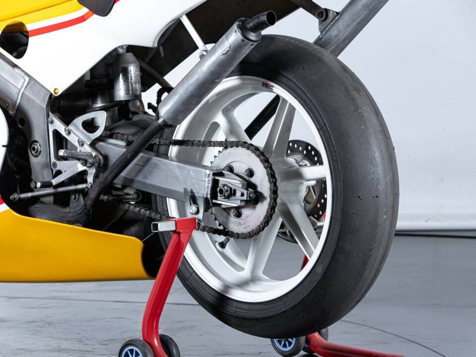 Bild 12/50 von Honda RS 250 RF (1992)