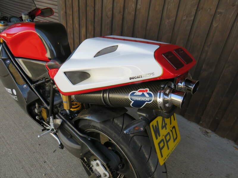 Bild 46/46 von Ducati 996 SPS (2000)