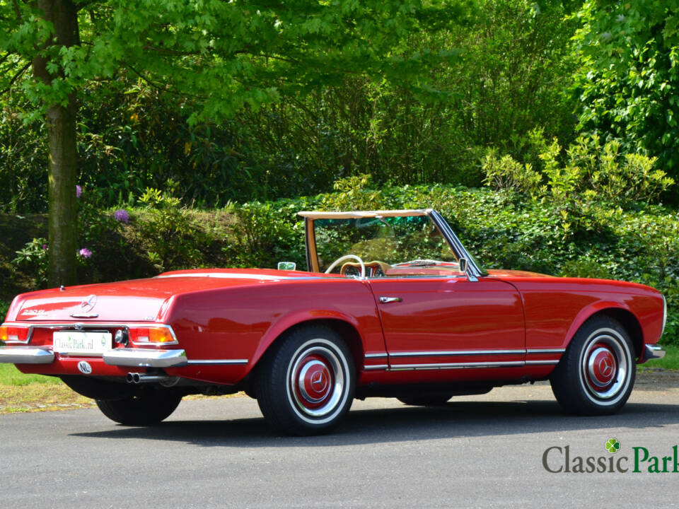 Image 4/50 of Mercedes-Benz 230 SL (1964)