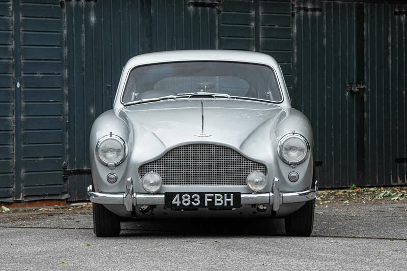 Image 6/50 of Aston Martin DB 2&#x2F;4 Mk III (1958)