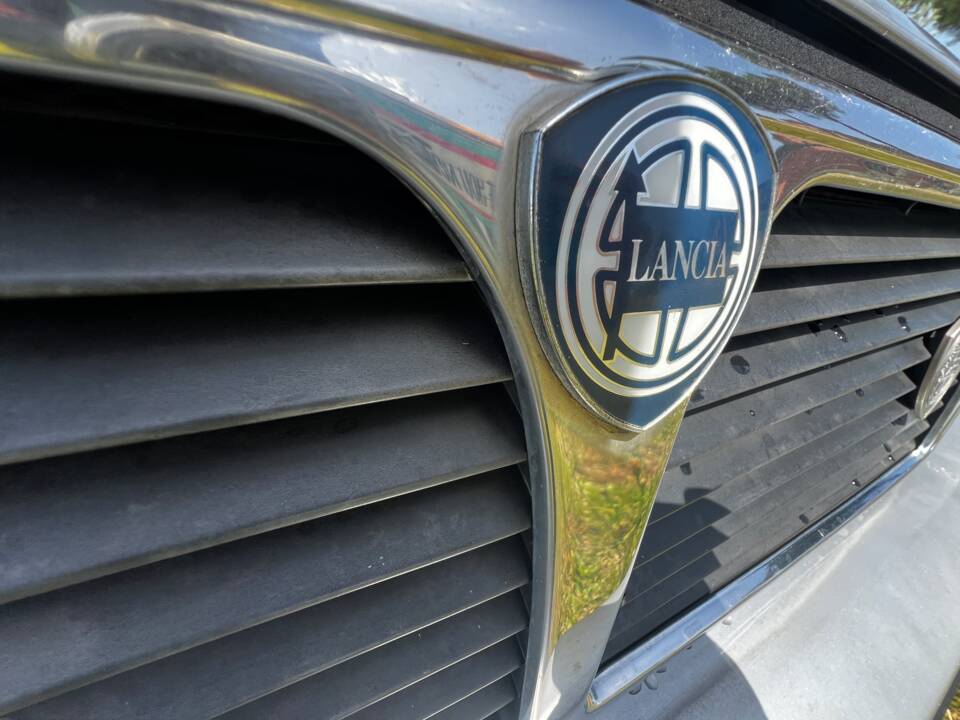 Afbeelding 36/81 van Lancia Thema I.E. (1986)