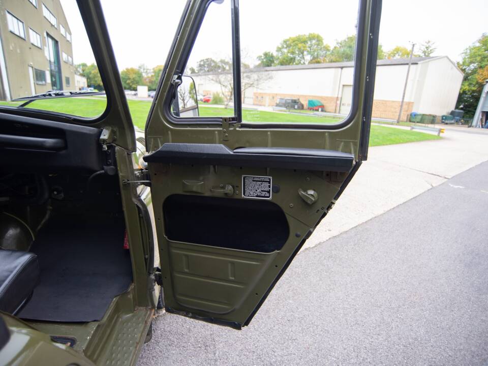 Image 22/35 of UAZ 31512 (2003)