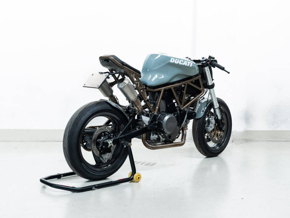 Image 3/28 of Ducati DUMMY (2002)