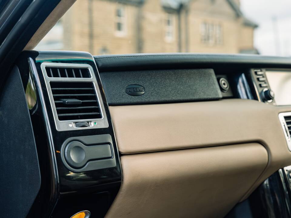 Image 36/45 de Land Rover Range Rover V8 Supercharged (2006)