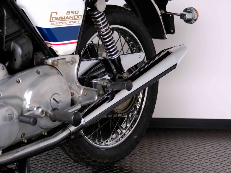 Image 39/83 of Norton 850 MKIII Roadster (1975)
