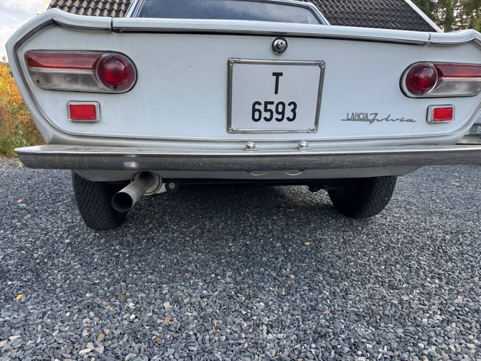 Image 14/41 of Lancia Fulvia Coupe (1966)