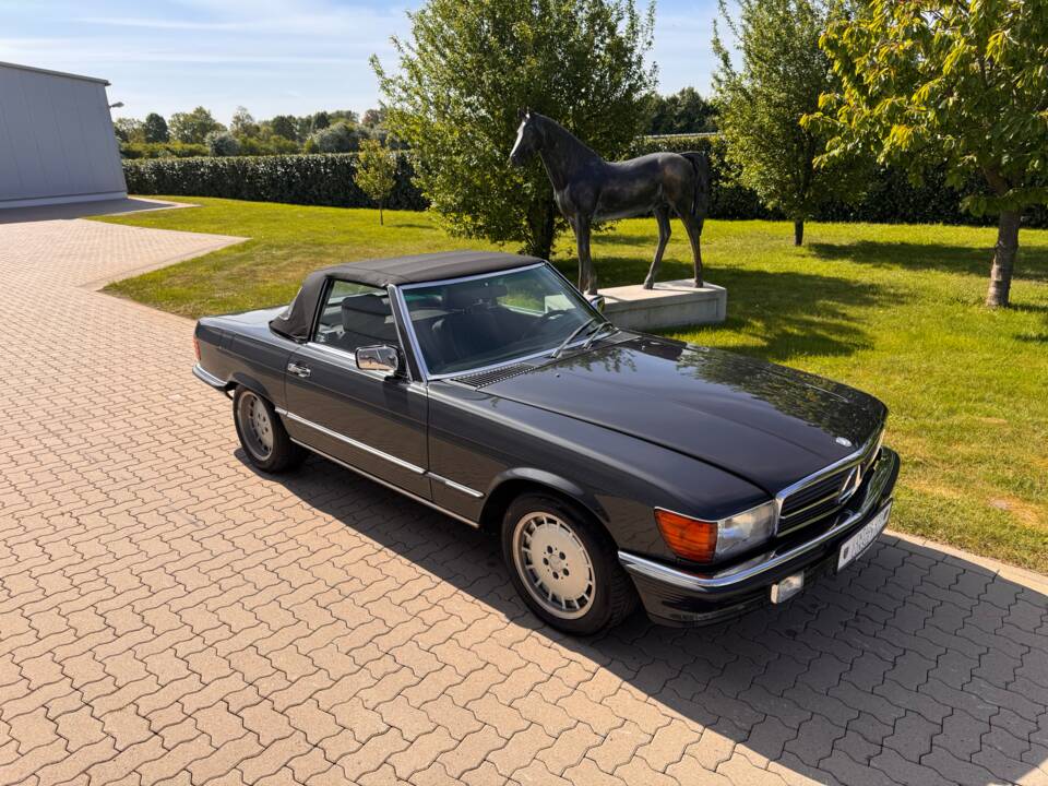 Imagen 4/93 de Mercedes-Benz 300 SL (1988)