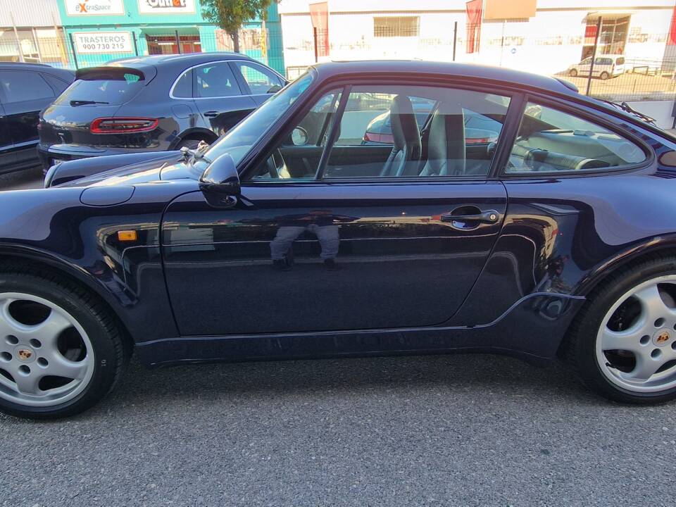 Imagen 11/17 de Porsche 911 Carrera 4 &quot;30 Jahre 911&quot; (1993)
