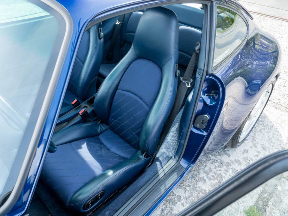 Afbeelding 31/44 van Porsche 911 Carrera (1994)