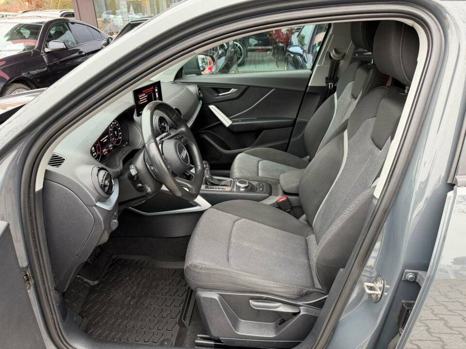 Image 4/18 de Audi Q2 2.0 TDI (2018)