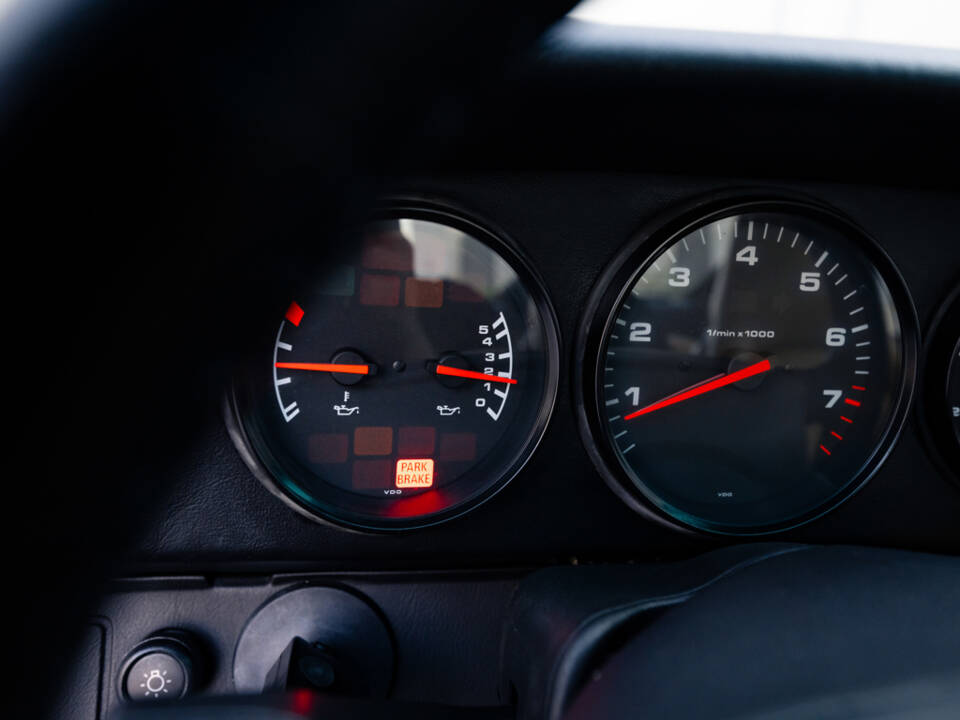Bild 15/50 von Porsche 911 Carrera 4S (1996)