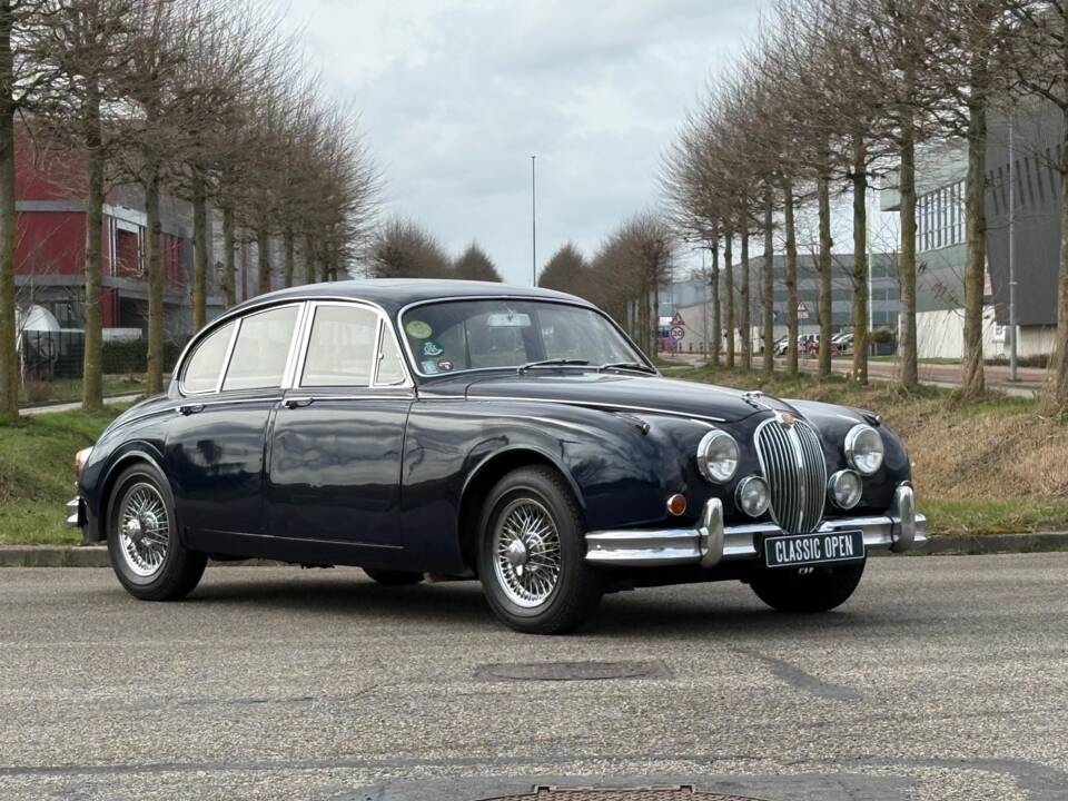 Image 23/25 of Jaguar Mk II 3.4 (1960)
