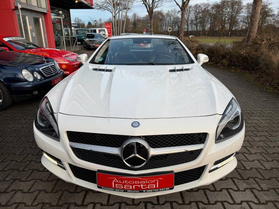 Bild 19/22 von Mercedes-Benz SL 350 (2013)