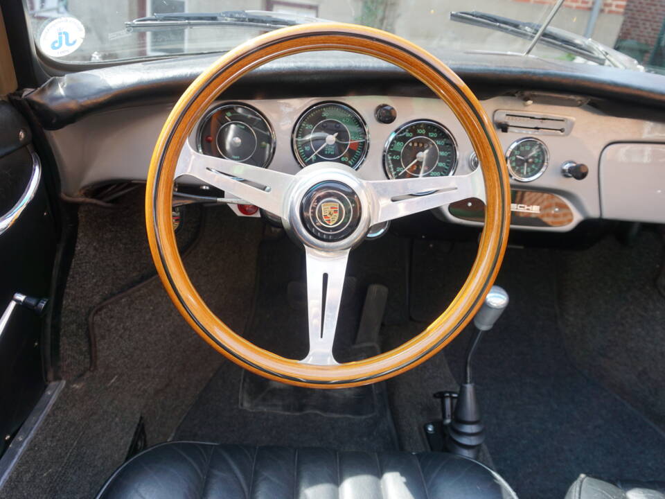 Image 19/24 de Porsche 356 C 1600 (1963)