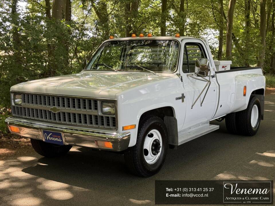 Image 1/24 of Chevrolet C30 (1982)