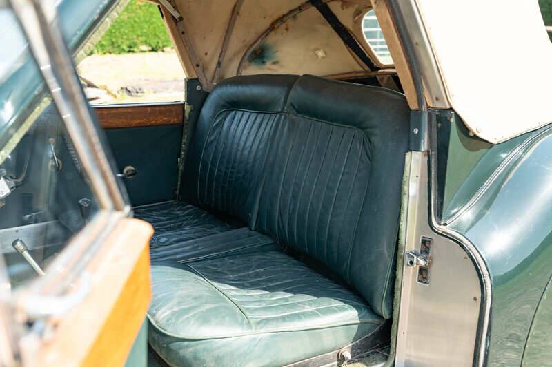 Image 50/50 of Jaguar XK 120 DHC (1954)