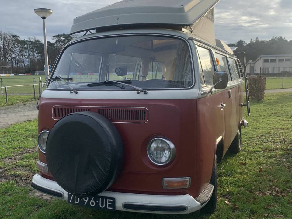 Bild 5/7 von Volkswagen T2a minibus L (1972)