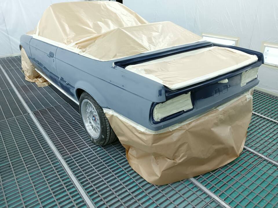 Bild 40/55 von BMW 320i (1991)
