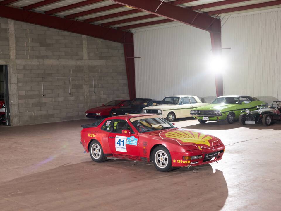 Image 5/38 of Porsche 944 (1985)
