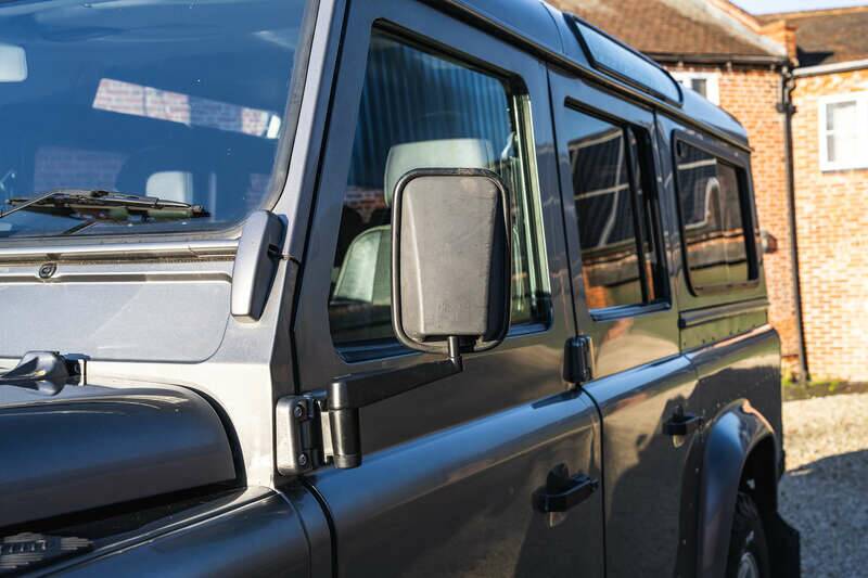 Immagine 30/50 di Land Rover Defender 110 (2008)