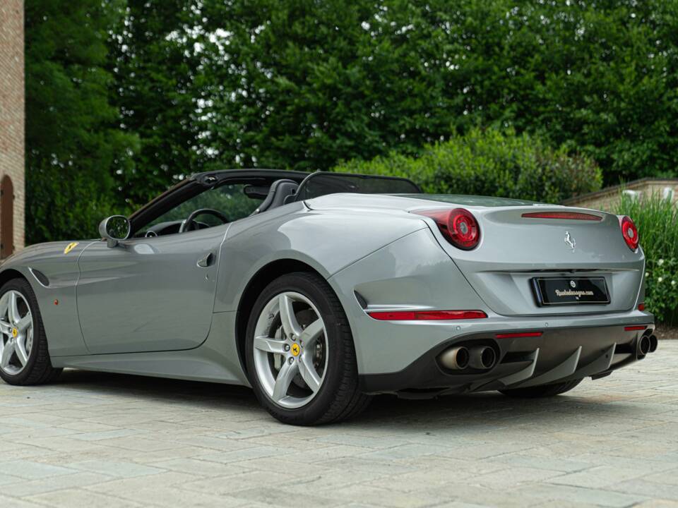 Bild 9/50 von Ferrari California T (2014)