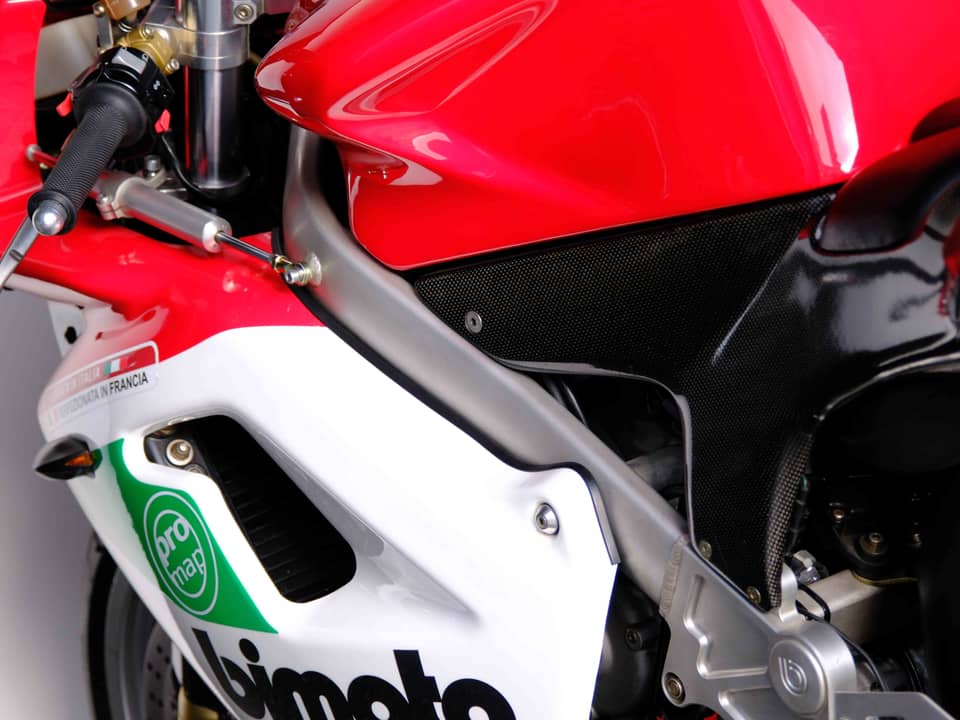 Image 68/94 of Bimota 500 V-Due (2003)