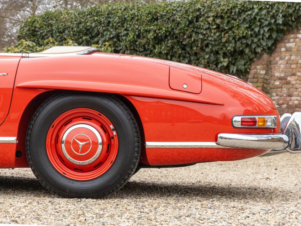 Image 46/50 de Mercedes-Benz 300 SL Roadster (1962)
