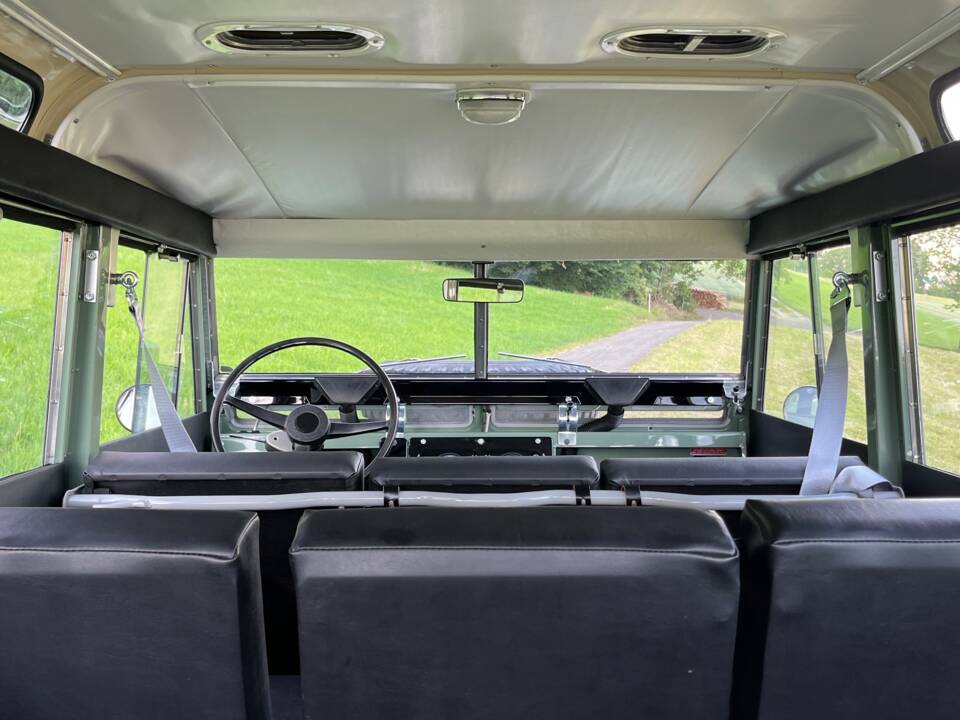 Imagen 87/99 de Land Rover 109 (1970)