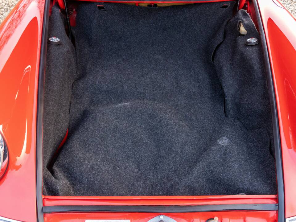 Immagine 24/50 di Porsche 912 (1968)