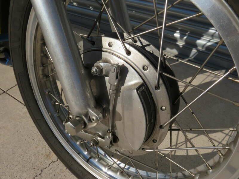 Image 32/45 of Norton Triton 650 (1961)