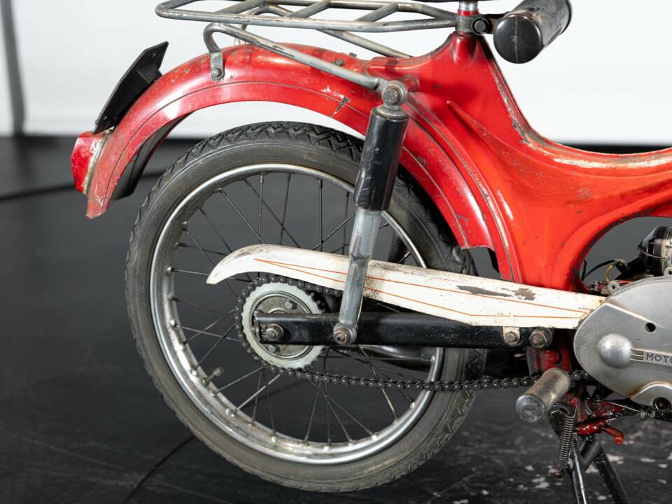 Image 11/18 de Moto Guzzi DUMMY (1969)