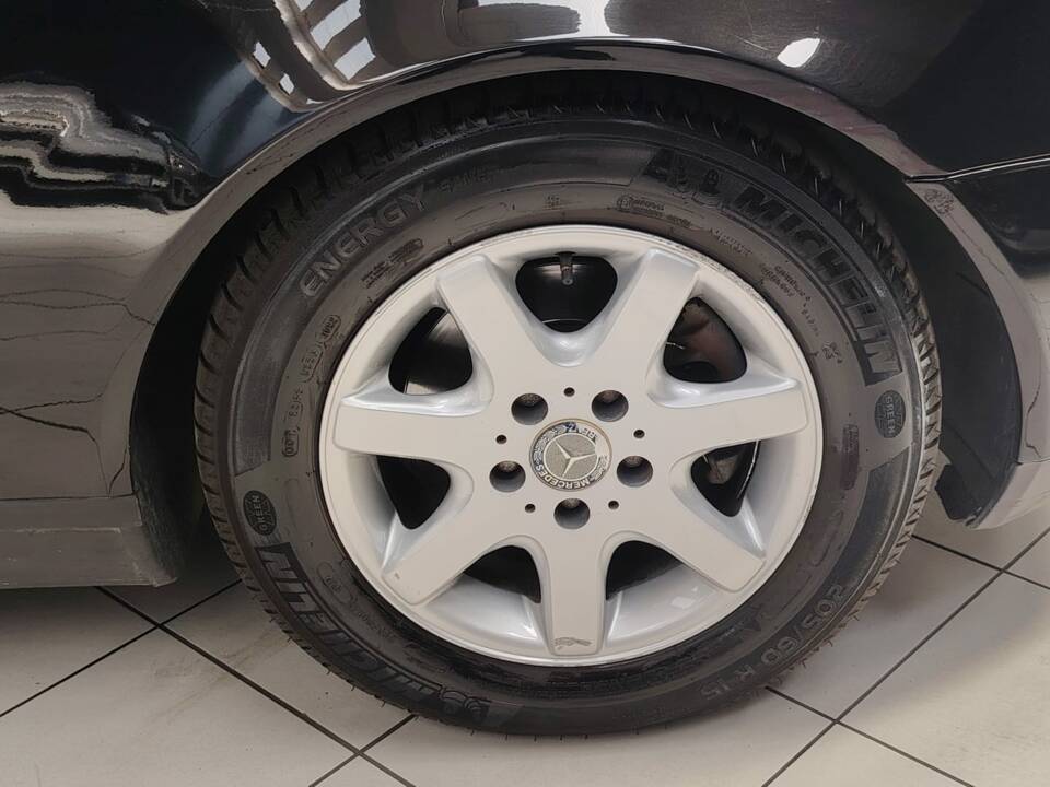Bild 23/46 von Mercedes-Benz SLK 200 (2000)