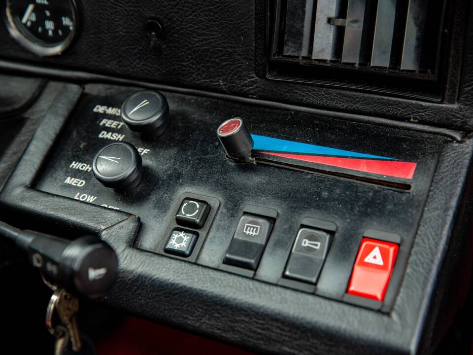 Image 38/43 of Aston Martin Lagonda (1979)