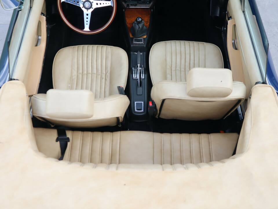 Image 15/50 of FIAT 124 Spider CS1 (1978)