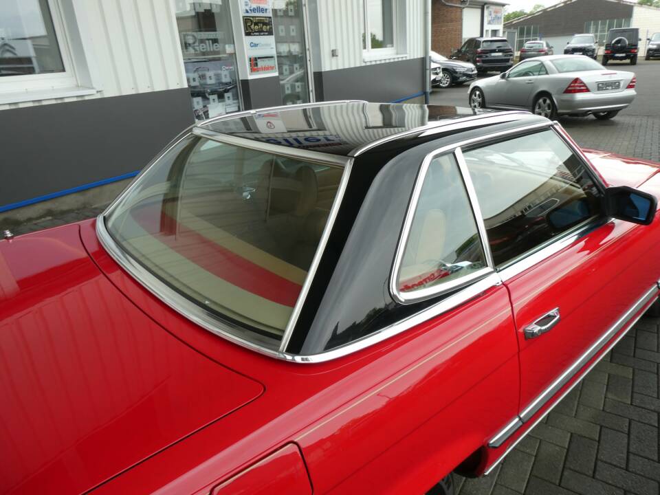 Bild 21/28 von Mercedes-Benz 450 SL (1977)