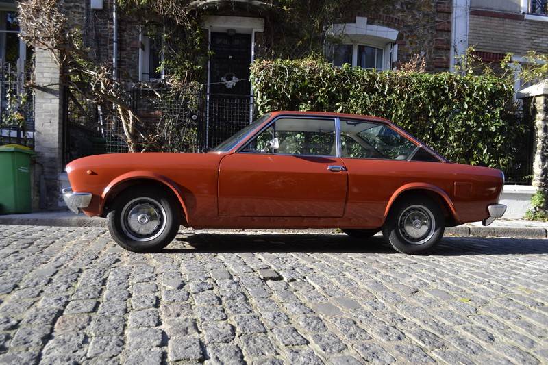 Image 12/56 of FIAT 124 Sport Coupe (1973)