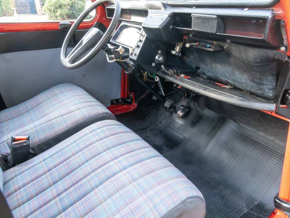 Image 44/50 of Citroën 2 CV 6 (1985)