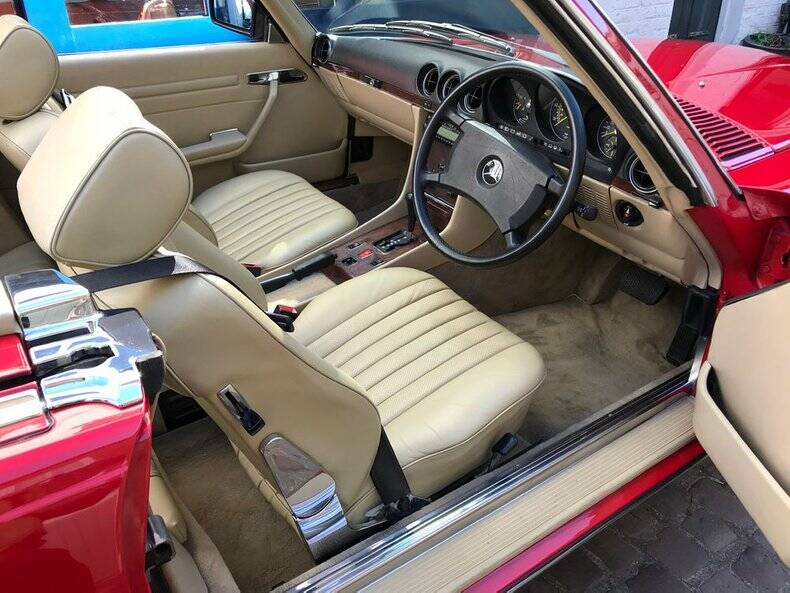 Image 32/38 of Mercedes-Benz 300 SL (1987)
