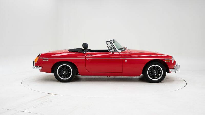 Image 6/15 of MG MGB (1971)